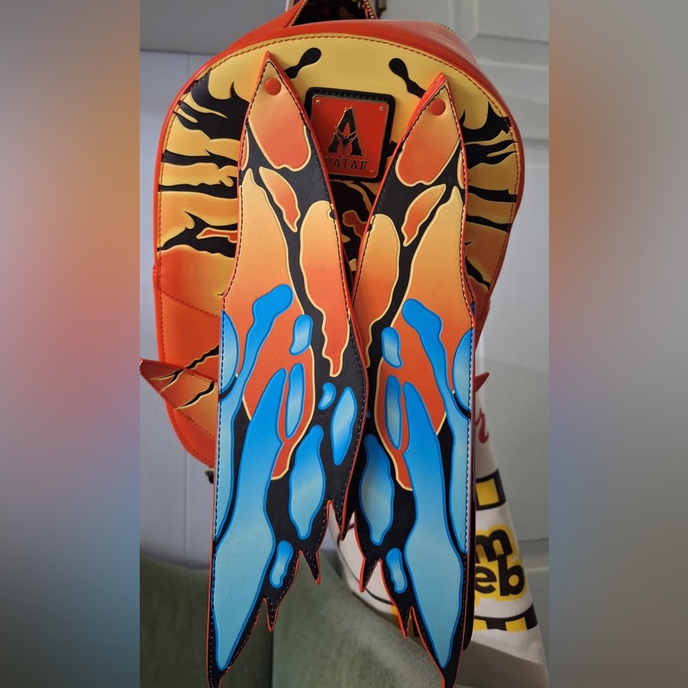Loungefly Avatar Toruk Movable Wings Cosplay Mini Backpack